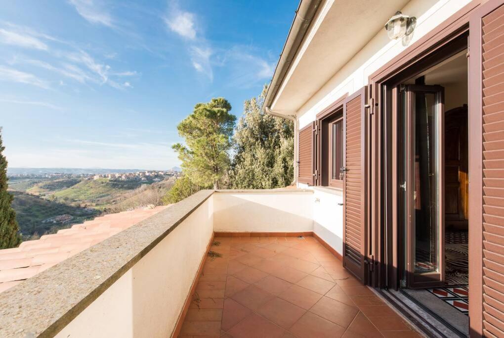 Peggy'S Villa Mentana Ngoại thất bức ảnh